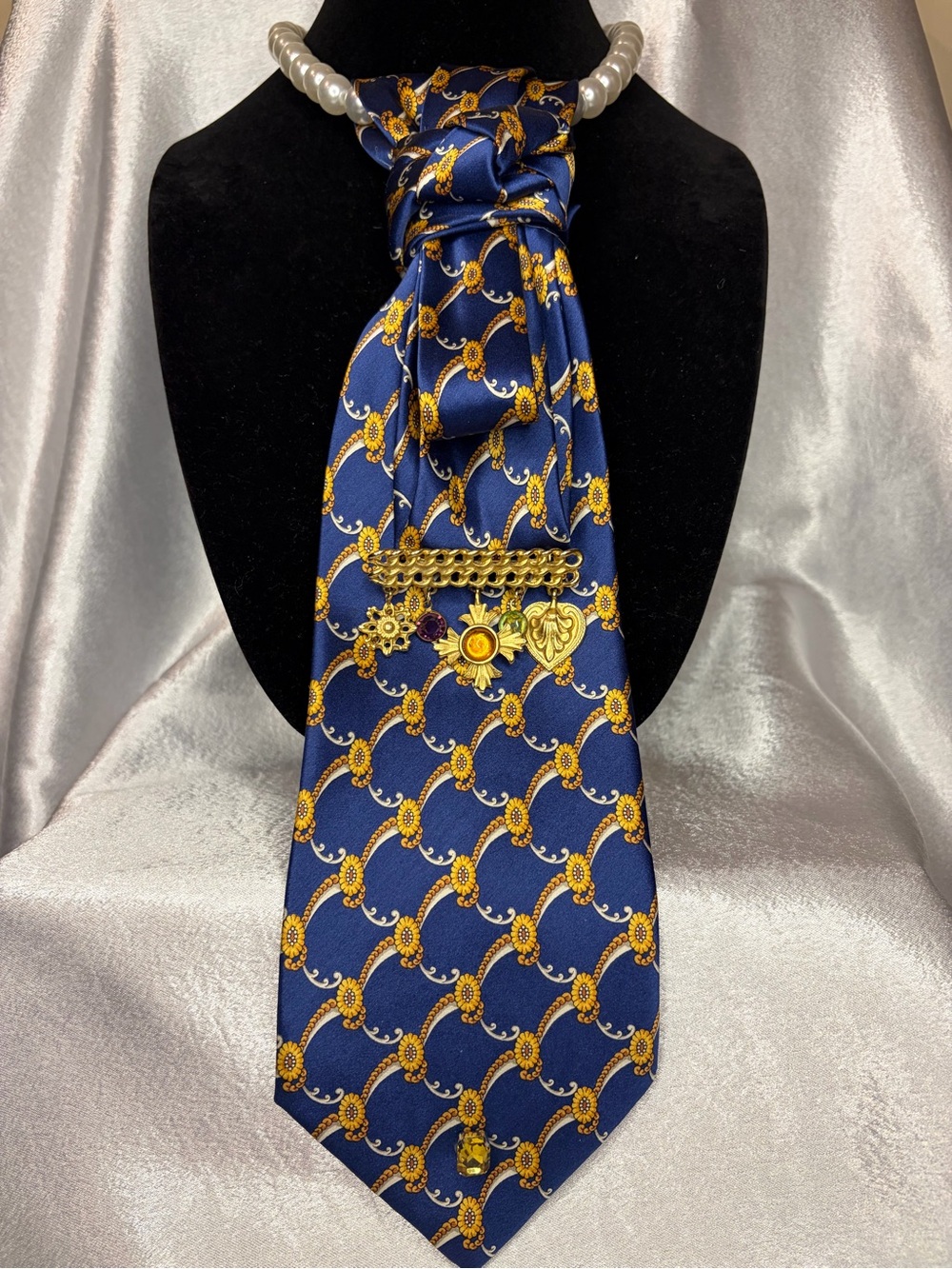 Ike Behar Navy & Gold Chain-Patterned Silk Scarf